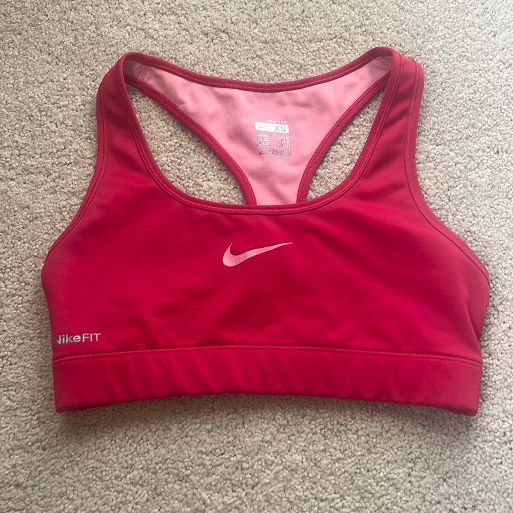 Nike pink sports bra women’s size(xs)